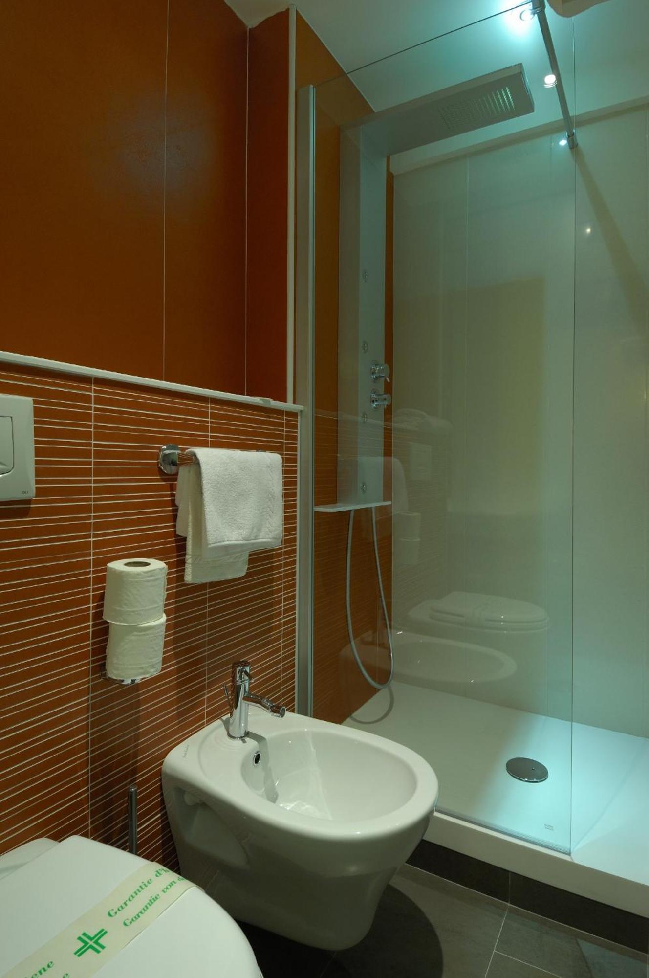 Hotel Bucaneve Bardonecchia Oda fotoğraf
