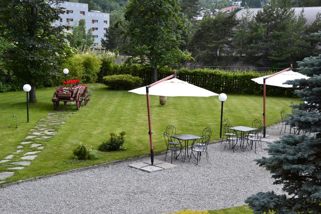 Hotel Bucaneve Bardonecchia Dış mekan fotoğraf