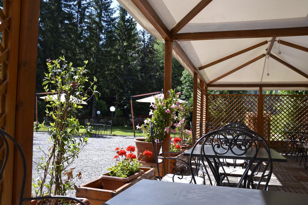Hotel Bucaneve Bardonecchia Dış mekan fotoğraf
