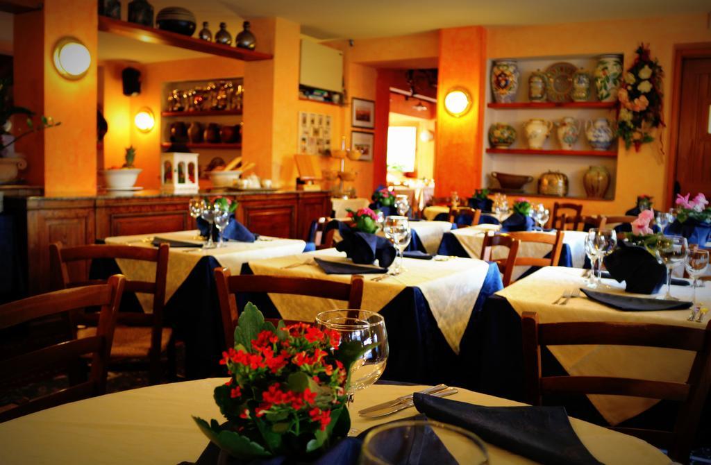 Hotel Bucaneve Bardonecchia Dış mekan fotoğraf