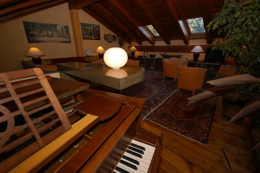 Hotel Bucaneve Bardonecchia Dış mekan fotoğraf