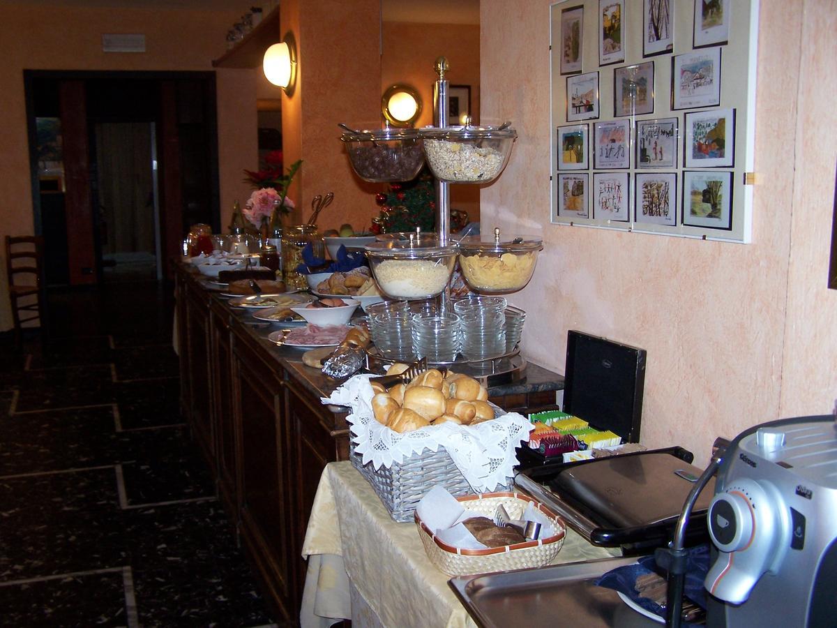 Hotel Bucaneve Bardonecchia Dış mekan fotoğraf