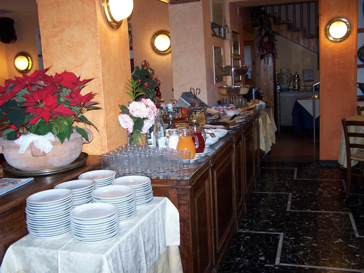Hotel Bucaneve Bardonecchia Dış mekan fotoğraf