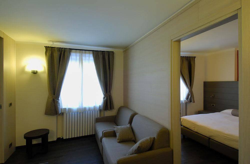 Hotel Bucaneve Bardonecchia Dış mekan fotoğraf